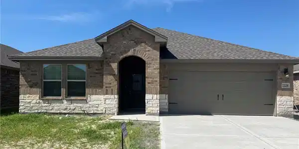 7229 Wilder Lane