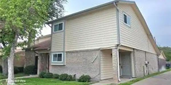 4718 Cedar Pass Drive