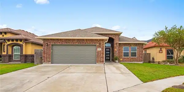 2338 Vaughan Drive
