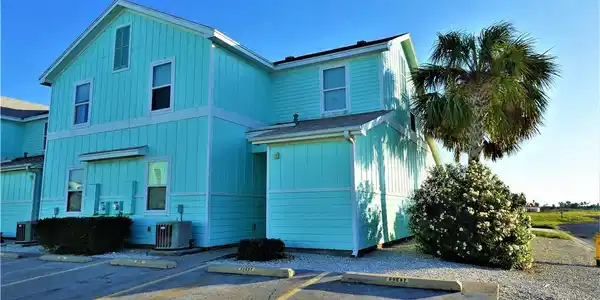 15101 Beach Country Drive