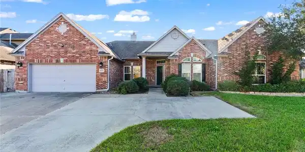 6101 Greenough