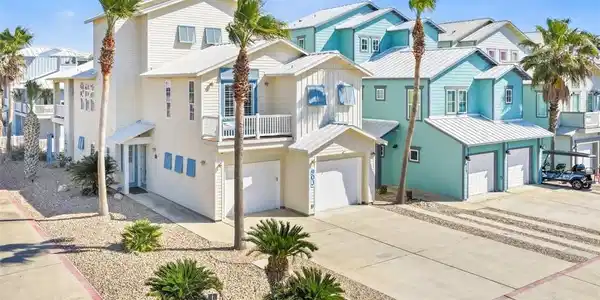 903 Banyan Beach