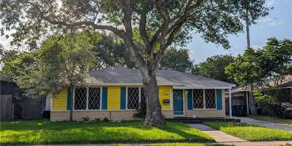 410 Canterbury Drive