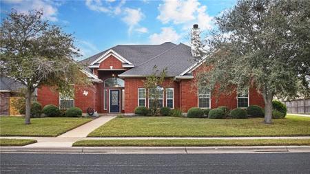 402 PINEHURST