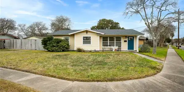 4309 Sherwood Drive