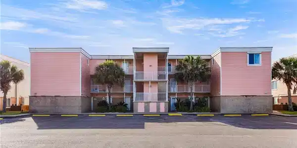 700 Island Retreat Road