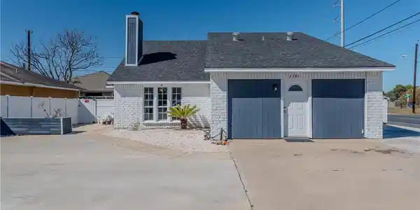 2301 Vialoux Drive