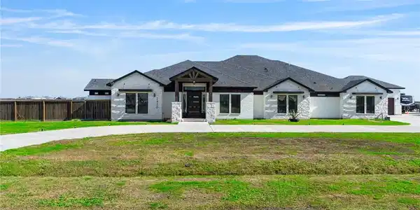 2426 Loxley Drive