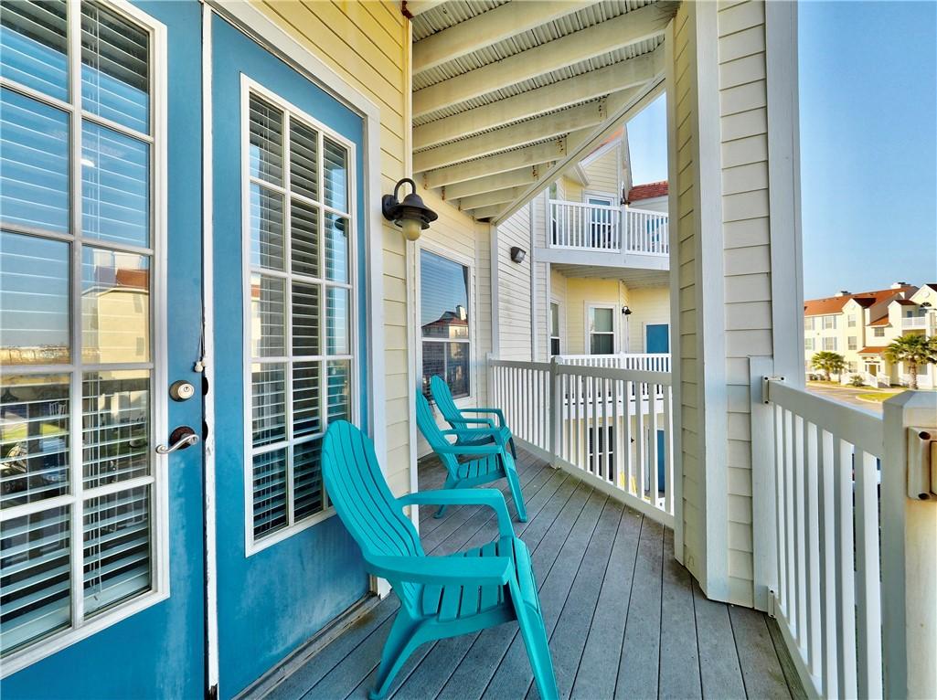 Image 2: Large patio/deck captures morning sunrise and gulf