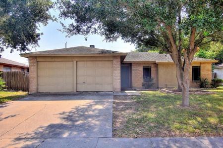 2734 Blue Grass Drive