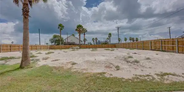 00 Plum St Lot 2, Block 86 Boulevard