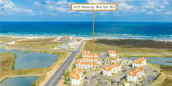 Image 2: 7-minute walk to beach