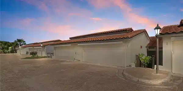 4270 Ocean Drive