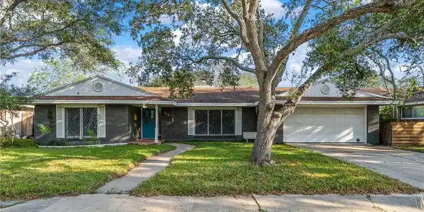 457 Poenisch Drive