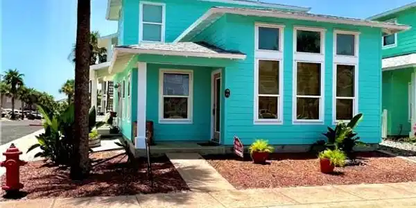 2525 S 11th Street