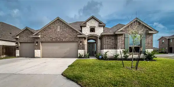 1353 London Towne Boulevard