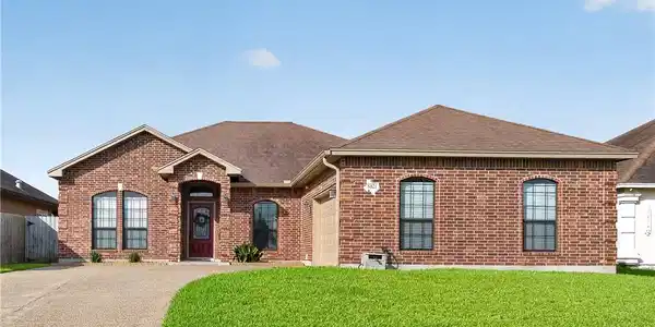 6821 Jets Court
