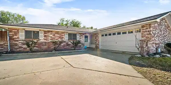 3925 Tripoli