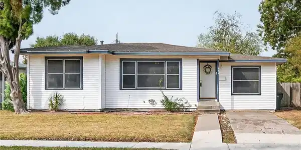 734 Lansdown Drive