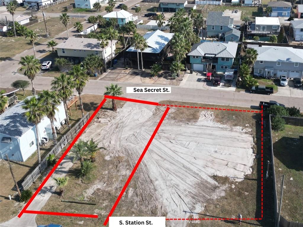 Image 3: Adjacent lot available to purchase.