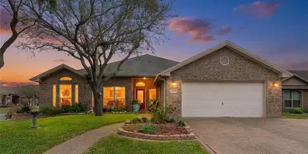 8302 Dawson Court