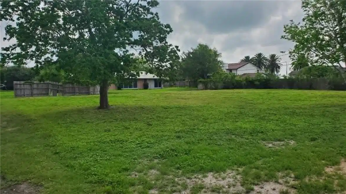 Image 1: Beautiful extra-large lot, approximately 14,610 sf