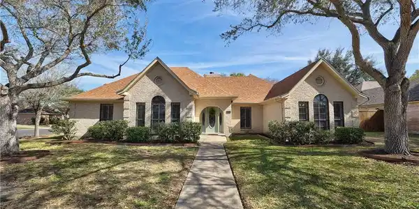 7802 Etienne Drive