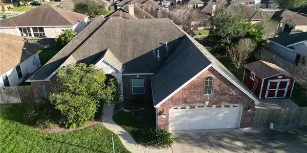 3806 Cassowary Court