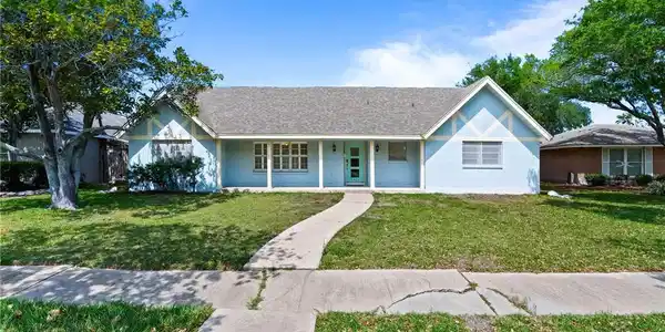 5426 Chevy Chase Drive
