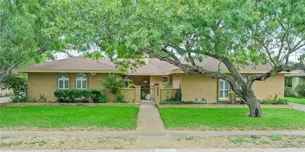 6622 Pharaoh Drive