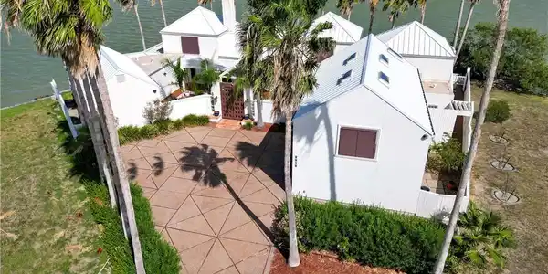1374 Sandpiper Drive