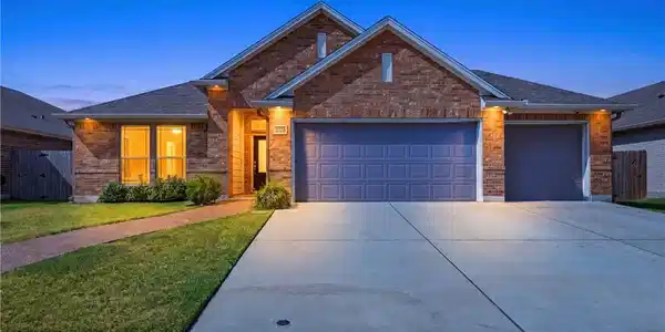 7725 Stampede Drive