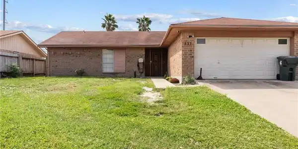 833 Orleans Drive