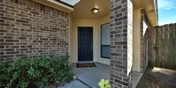 7145 Brookedge