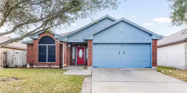 2837 QUEBEC Drive
