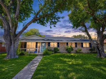 205 Driftwood Drive