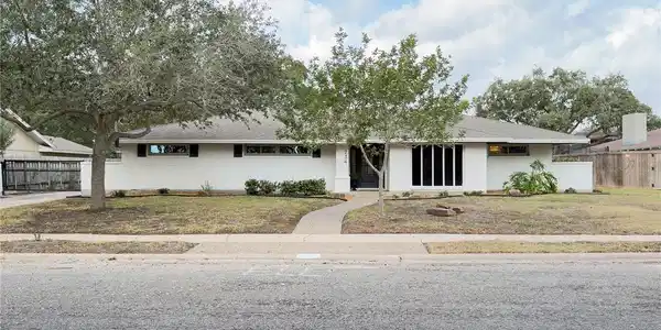234 Cape Henry Drive