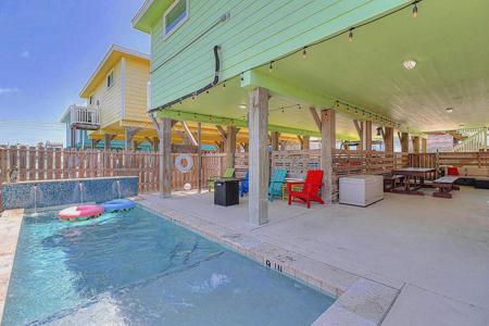 1698 Fishermans Cove