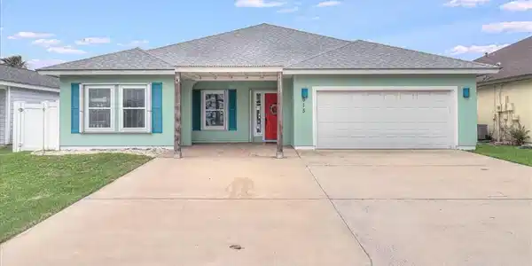 615 Sandy Lane