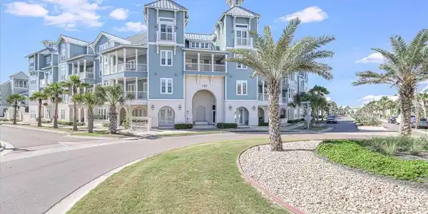 137 Palmilla