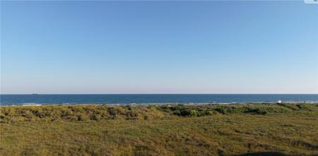 747 Chapman Cove