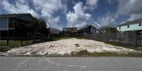 113 Las Palmas Drive