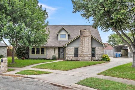 2408 Parkwood