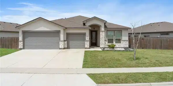 7702 Dove Hollow Drive