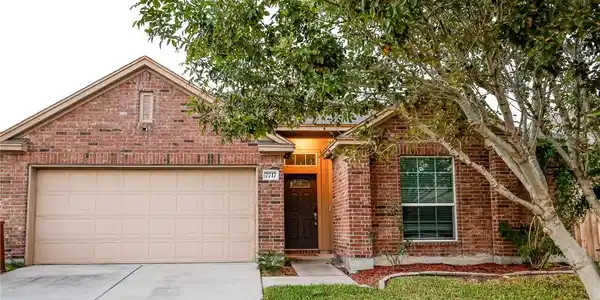 7717 Cattlemen Drive