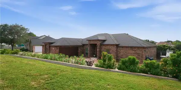 3805 Castle Valley Drive