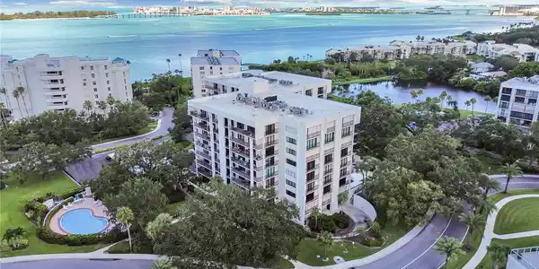 150 BELLEVIEW BOULEVARD