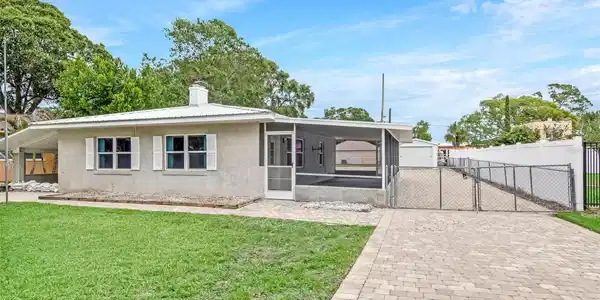 703 BUENA VISTA