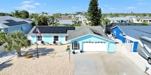 1015 SPINDLE PALM WAY