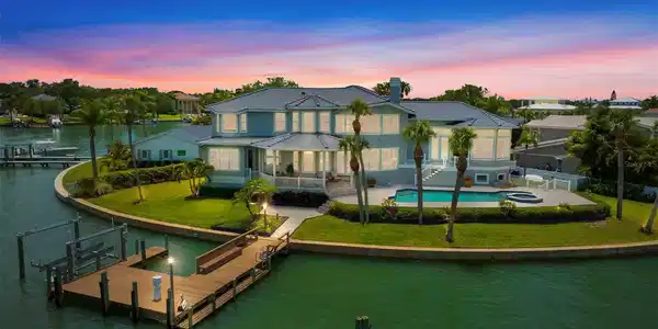 300 BUTTONWOOD